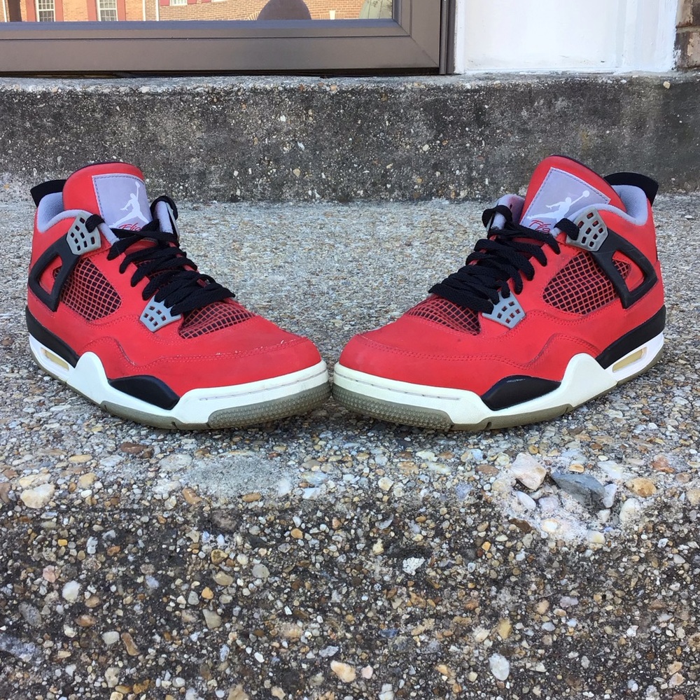 2013 Jordan 4 Retro “Toro Bravo”